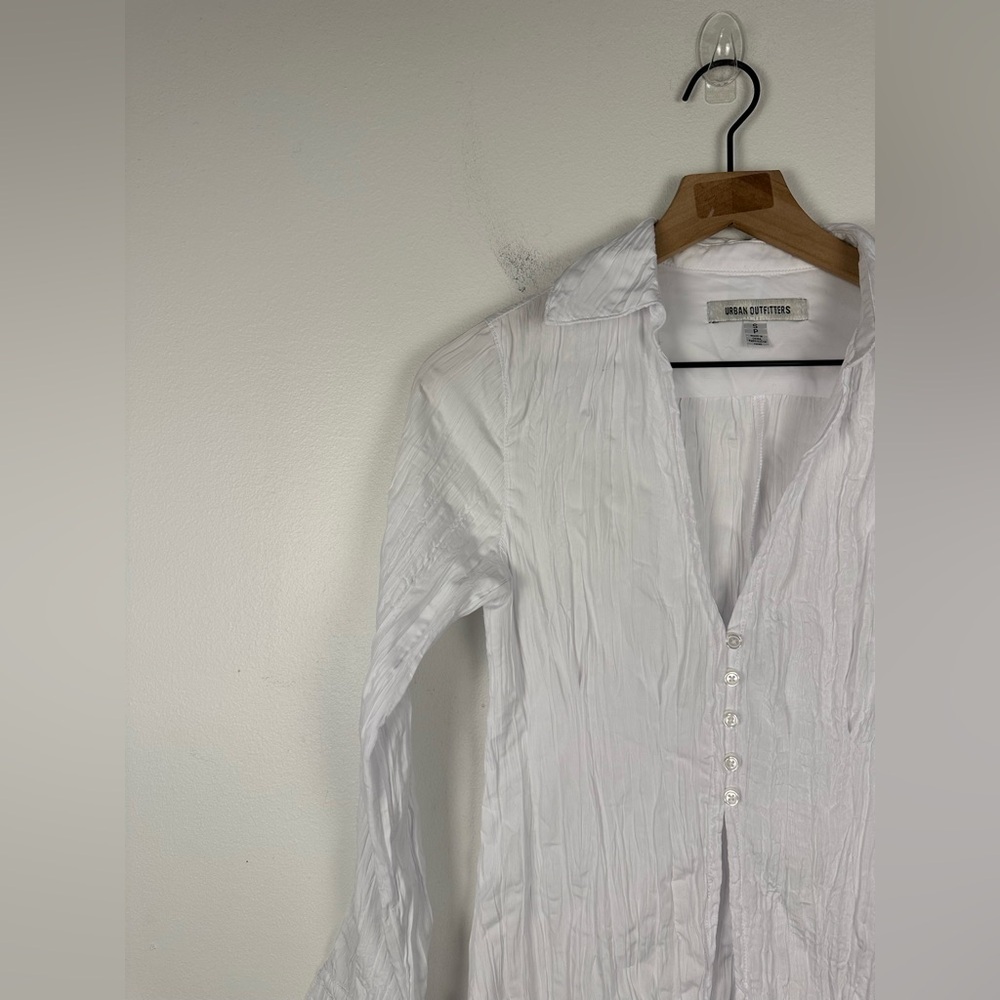 Urban Outfitter White Jordyn Textured Flyaway Shirt Women’s Sz S - Picture 4 of 7